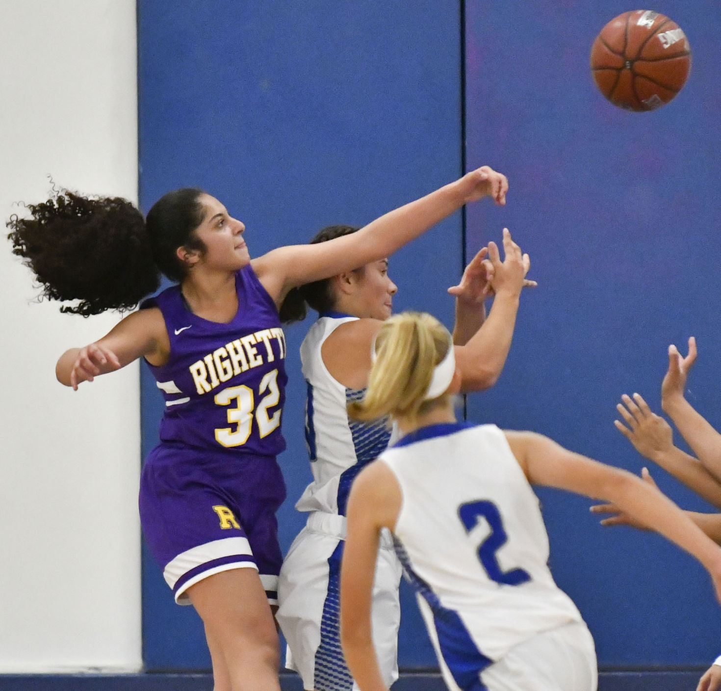 113018 Righetti Lompoc g basketball 10.jpg